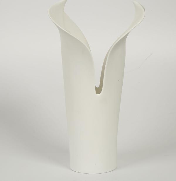 BEYAZ STARLİÇE VAZO 26*26*29 CM AK.JM00015 - Image 1