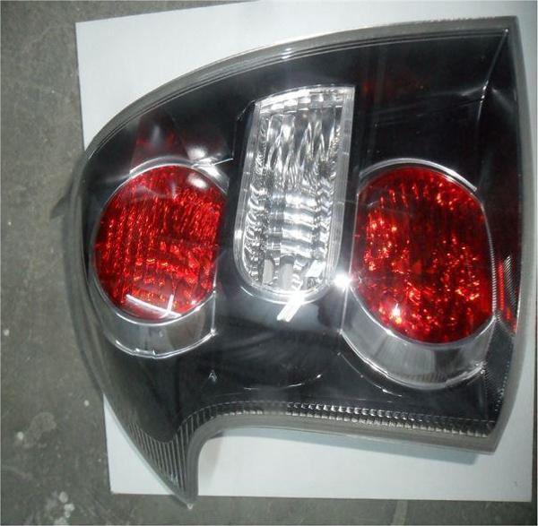 Stop Lambası Sol Boyalı Toyota Corolla Verso 374L 07-09 - Image 1