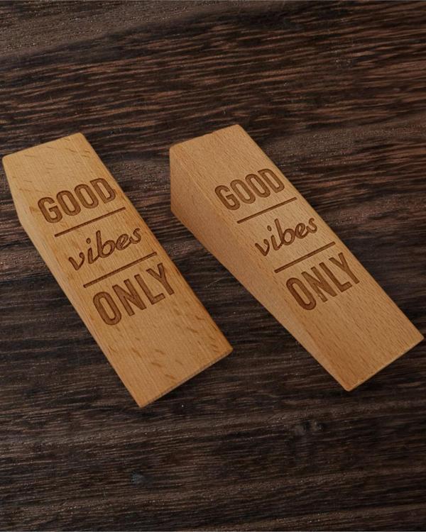 Kapı Stoperi, Kapı Tutucu, Kapı Takozu, Kaydırmaz Aparatlı Good Vibes Only Yazılı 2 Adet - Image 1