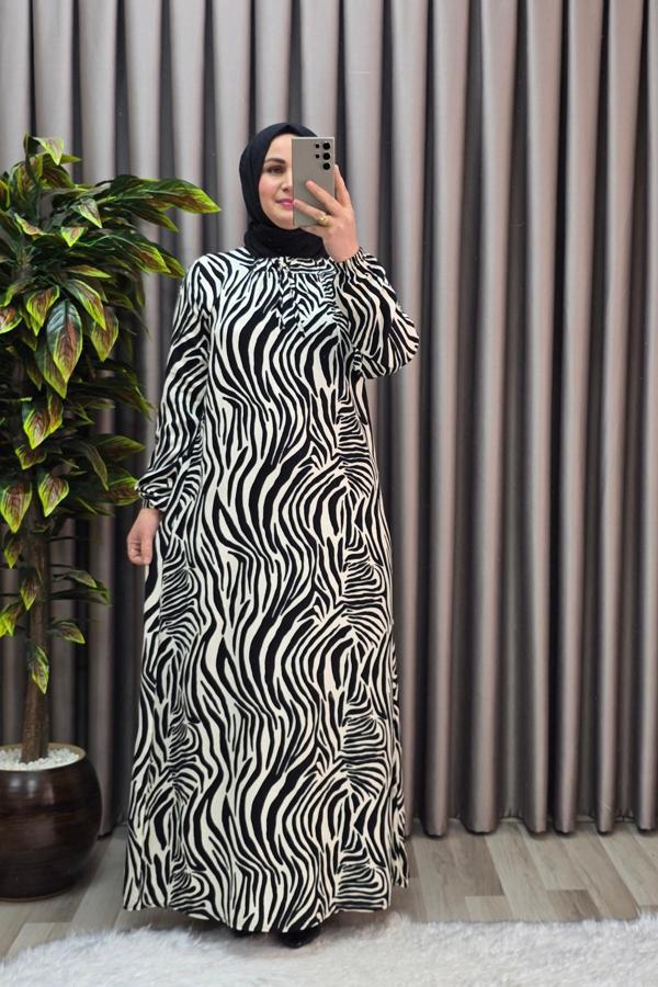 Kadın Tesettür Giyim Büyük Beden Zebra Desen Elbise  - Image 1
