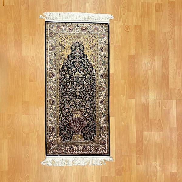 Mihrâb-ı Gülzâr Motifli 60x120 CM İpek Seccade - Image 1