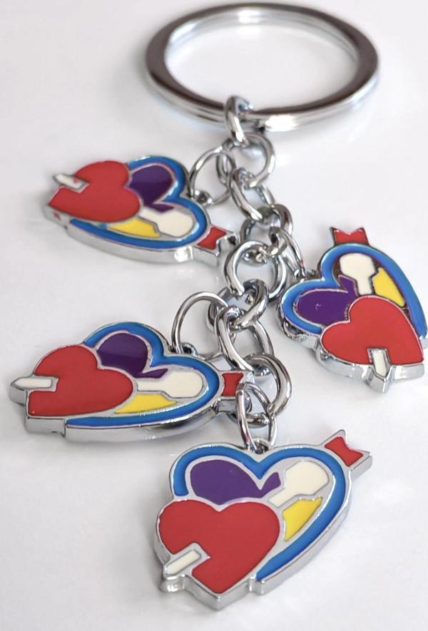 Kalp İçinde Kalp Metal Anahtarlık - Image 1