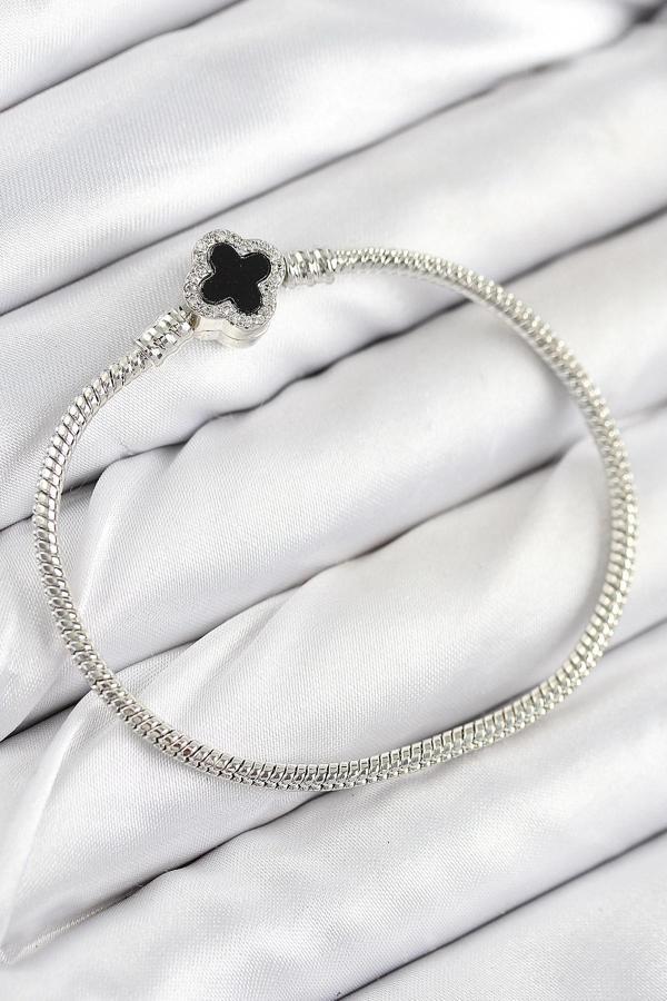 BFS Pirinç Charm Zirkon Taşlı Yonca Model Gümüş Renk Kadın Bileklik - Image 1