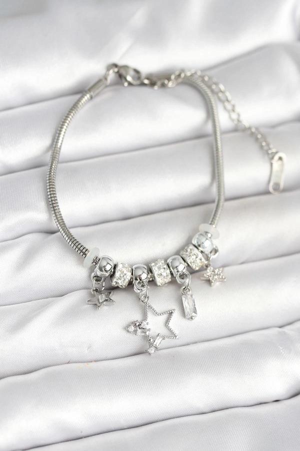 BFS Pirinç Gümüş Renk Yıldız Charmlı Kadın Bileklik - Image 1