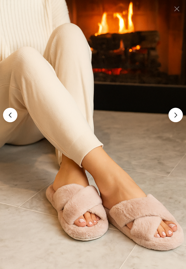 Kadın Peluş Ev Terliği – Şömine Serisi, Çapraz Bantlı, Ultra Yumuşak Konfor Taban - Image 1