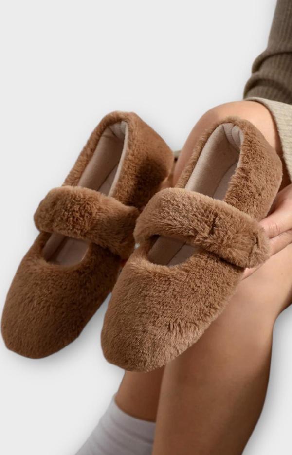 Tüylü Tek Kemer Cırtlı Panduf Kadın Ev Babeti KAHVERENGİ - Image 1