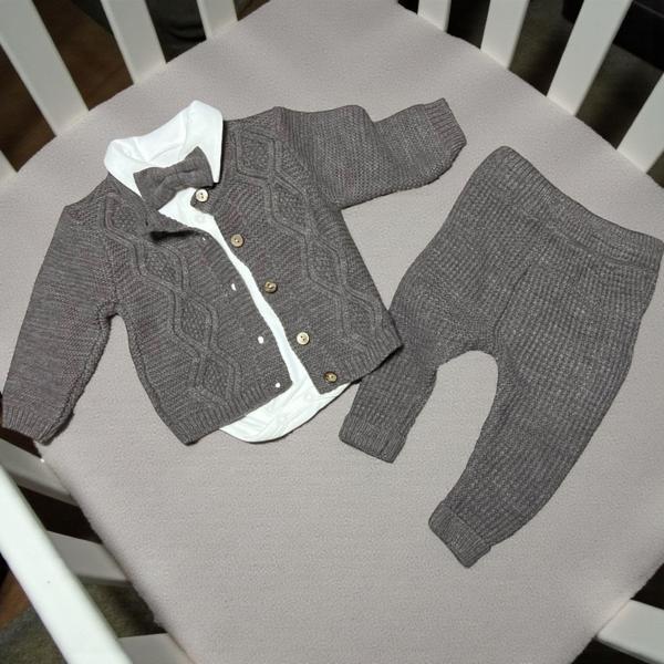 GÖMLEK YAKA BODYLİ PAPYONLU BAKLAVA ÖRGÜLÜ TRİKO ÜÇLÜ ALT ÜST TAKIM - ANG2424-Kahverengi-6 - 9 Ay Kahverengi - Image 1