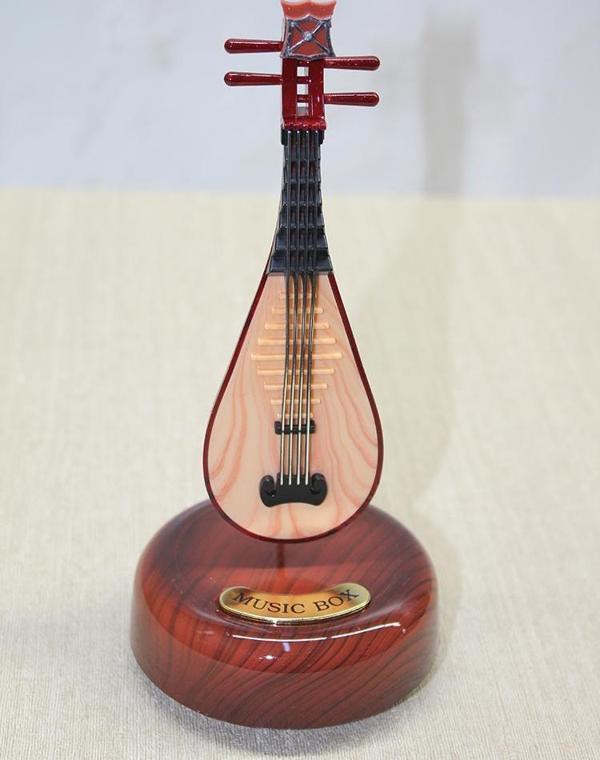 Ud Tasarımlı Müzik Kutusu  - Image 1