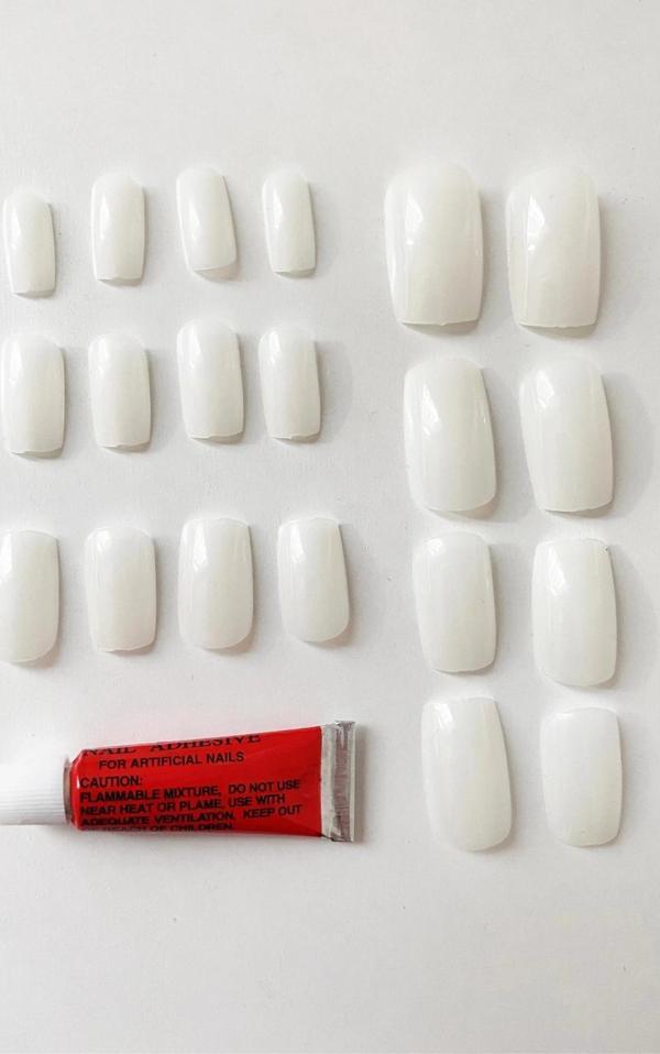 20 Adet Naturel Badem Takma Tırnak ve Yapıştırıcı - Image 1