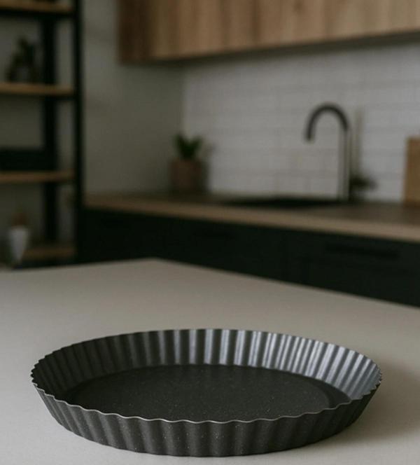 Polochef Akasya Döküm Granit Kek Kalıbı 28 Cm Siyah - Image 1