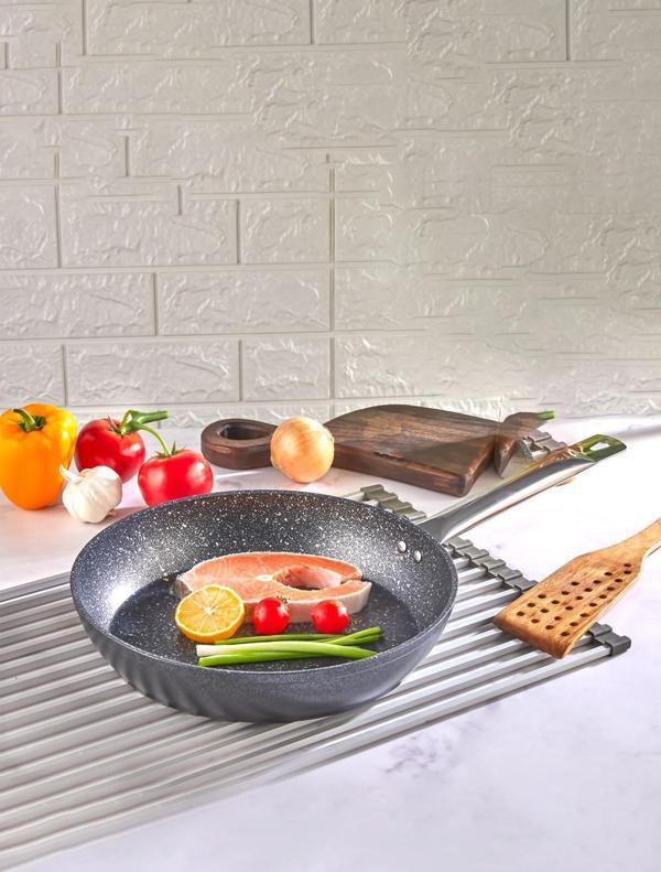 Polochef Galaksi Döküm Granit Tava Çelik Sap 26 Cm Siyah - Image 1