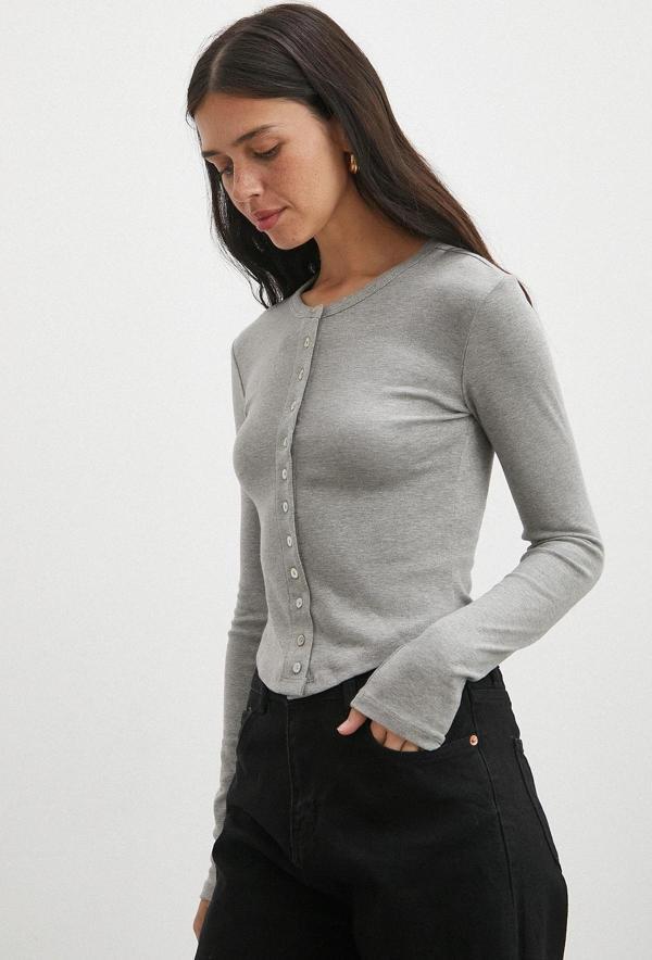 Düğmeli Uzun Kol Bluz Gri - Image 1