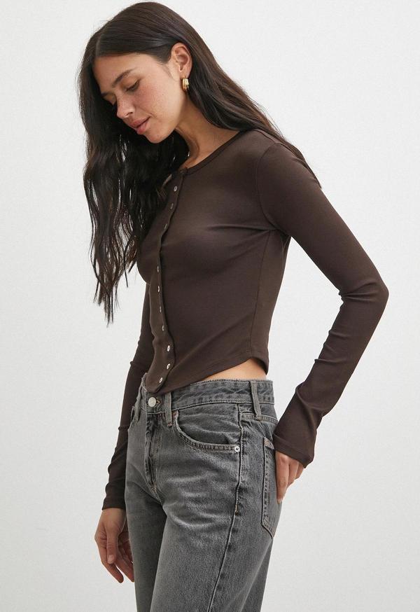 Düğmeli Uzun Kol Bluz Kahve - Image 1