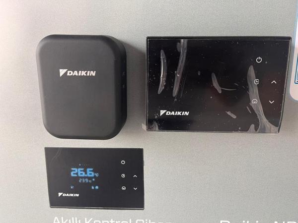 Daikin-DBRTMRFNAATR- D-Sense Modülasyonlu Kablosuz Oda Termostatı-Modülasyonlu, Akıllı Online - Image 1