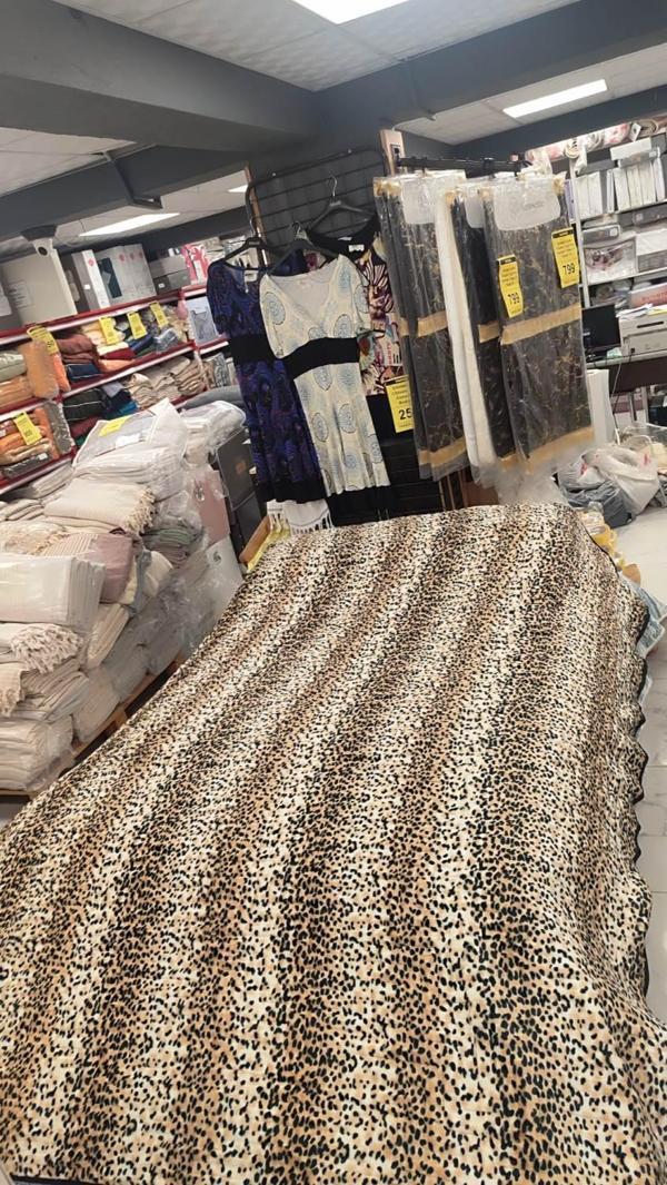 Aksu Safari Çift Kişilik Ultra Yumuşak Embos Vizon Battaniye (200x240)-Leopar Bej - Image 1