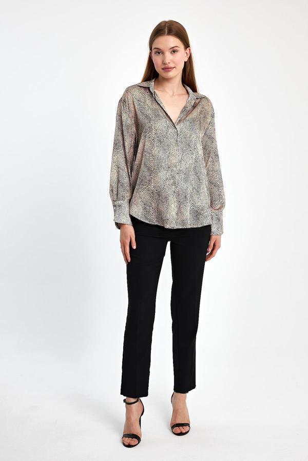 V Yaka Leopar Desenli Gömlek - Image 1