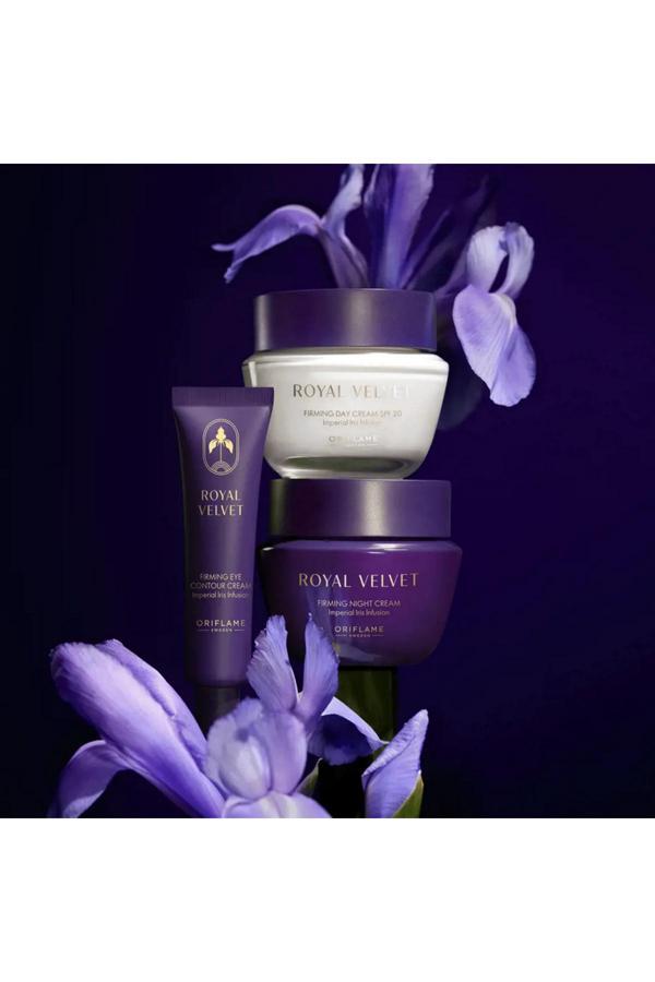 Oriflame Royal Velvet Yüksek Nem Sunan Hyaluronik Asit İçeren Sıkılaştırıcı Cilt Bakım Seti - Image 1