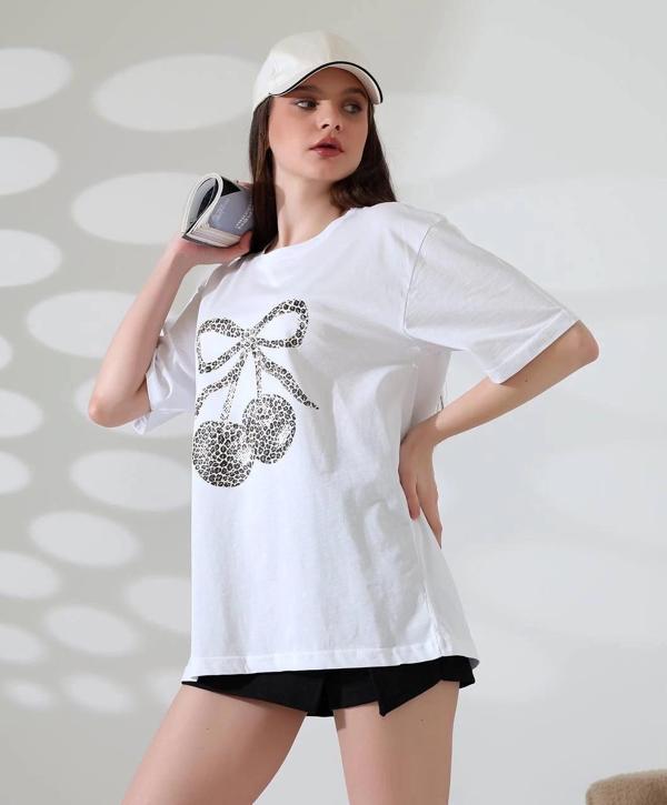 BİÇOMİ Leopar desenli kiraz baskılı tişört - Image 1