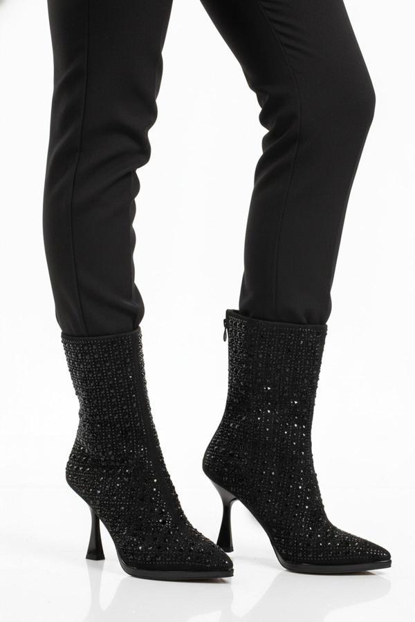 Siyah Taş İşlemeli İnce Topuklu İçi Kürklü Kadın Çizme 671131 Z - Image 1