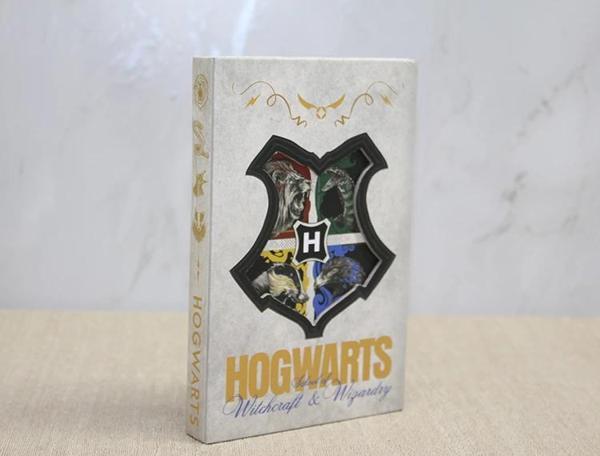 Harry Potter Hogwarts Amblemli Deri Defter - Image 1