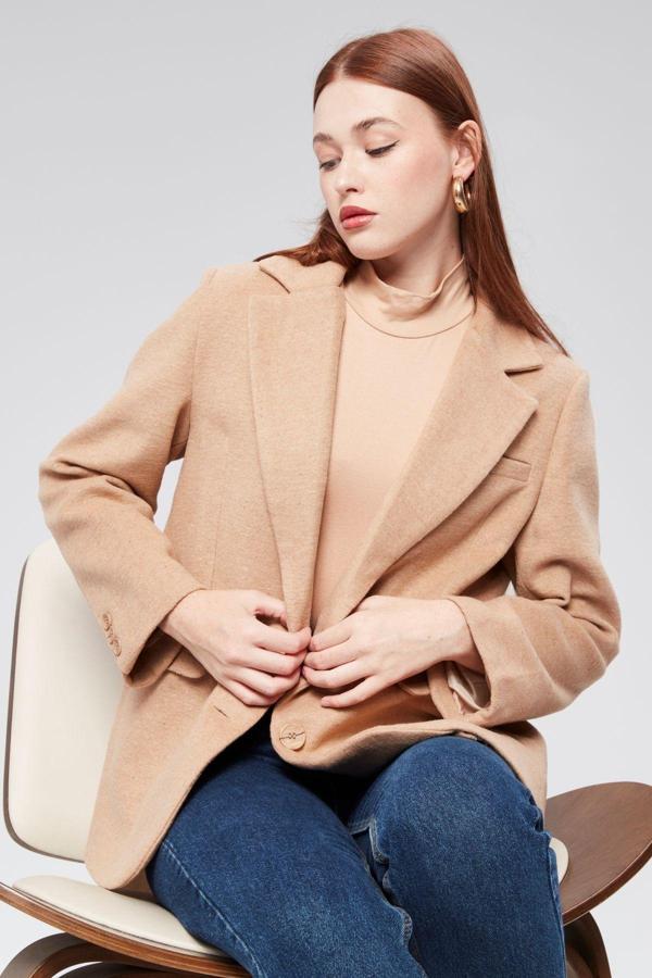 Kruvaze Yaka Regular Fit Kaşe Ceket - Image 1