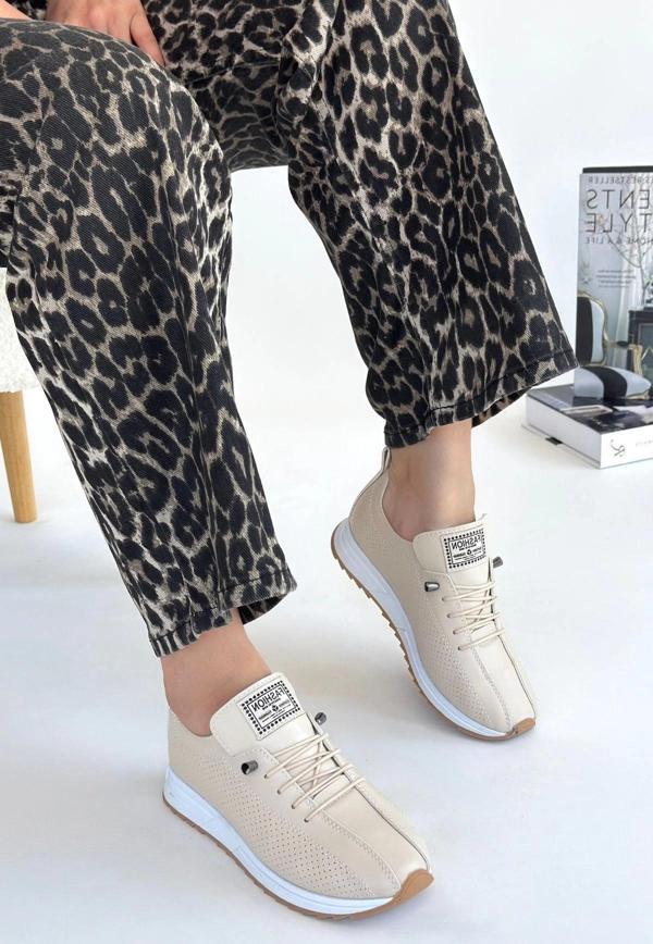 BİÇOMİ Fiert Bej Cilt Bağcıklı Spor Ayakkabı - Image 1