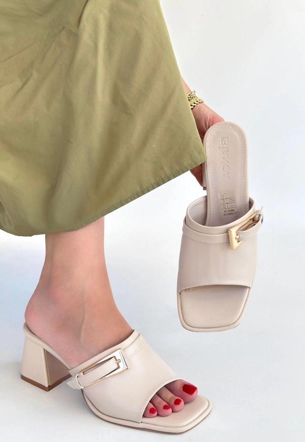 BİÇOMİ Ziva Bej Cilt Topuklu Terlik - Image 1