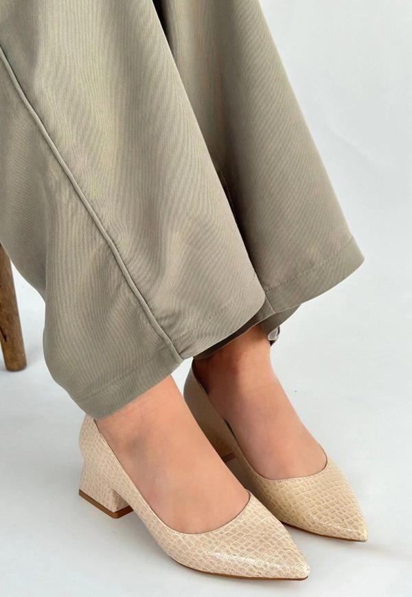 BİÇOMİ Meort Bej Rugan Topuklu Ayakkabı - Image 1