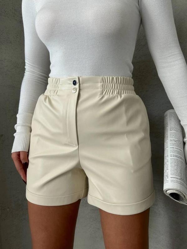 BİÇOMİ Beli lastikli çıtçıtlı deri şort krem w241007 - Image 1