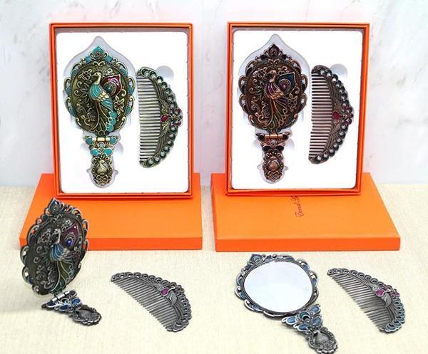 Tavuskuşu Katlanabilir Ayna Ve Tarak Seti Orta Boy - Image 1