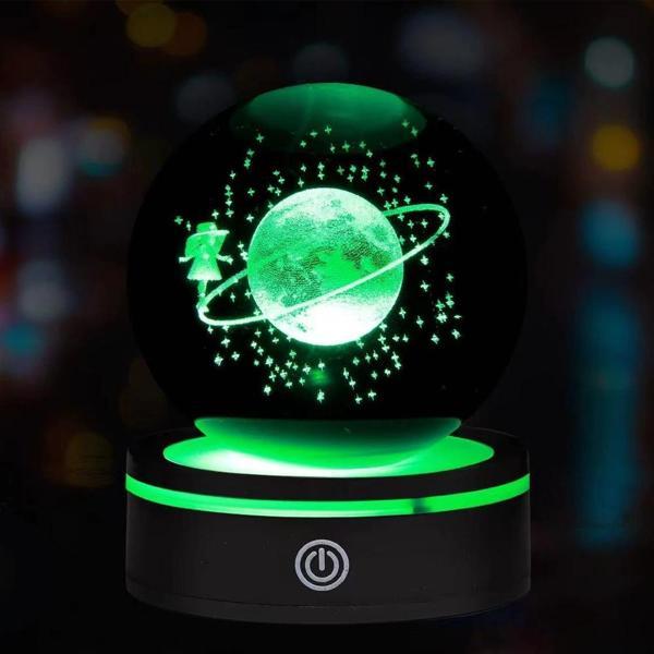 USB'li Satürnlü Kız Tasarımlı Dönen Cam Küre - Image 1