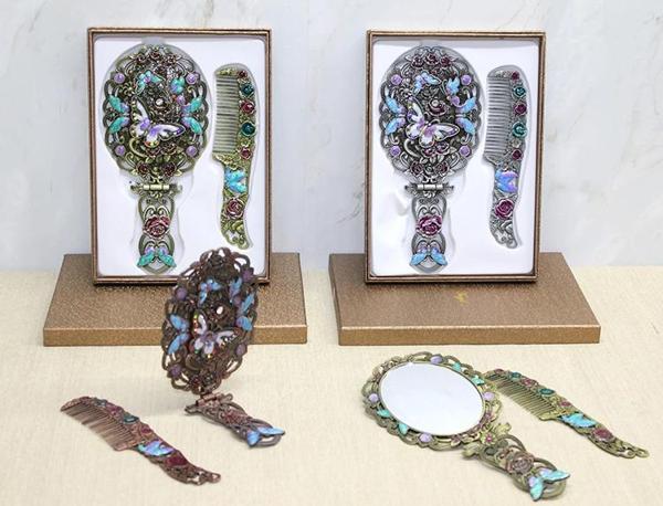 Kelebek Katlanabilir Ayna Ve Tarak Seti Büyük Boy - Image 1