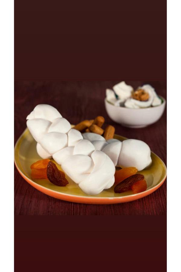 Uslu Şarküteri Örgü Peynir (Vakumlu 1Kg.) - Image 1