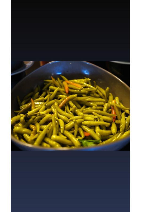 Uslu Şarküteri Yakan Biber Turşu 1Kg. - Image 1