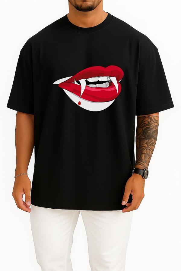 Oversize Dracula Vampire, Teeth Göğüs Tasarımlı Unisex T-Shirt - Image 1