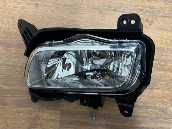 Hyundai H100 Kamyonet Sol Sis Lambası 2012-2016 - Image 1