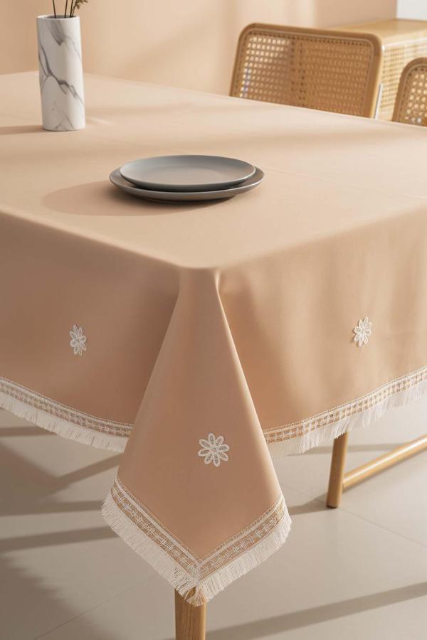 Silvio Somon Güpür Çiçekli Masa Örtüsü 160x220 cm - Image 1