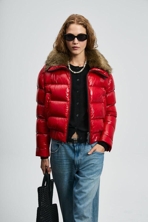 Lufian Kapitoneli Relaxed Tüylü Yaka Fit Bayan Mont 122120041 KOYU KIRMIZI - Image 1