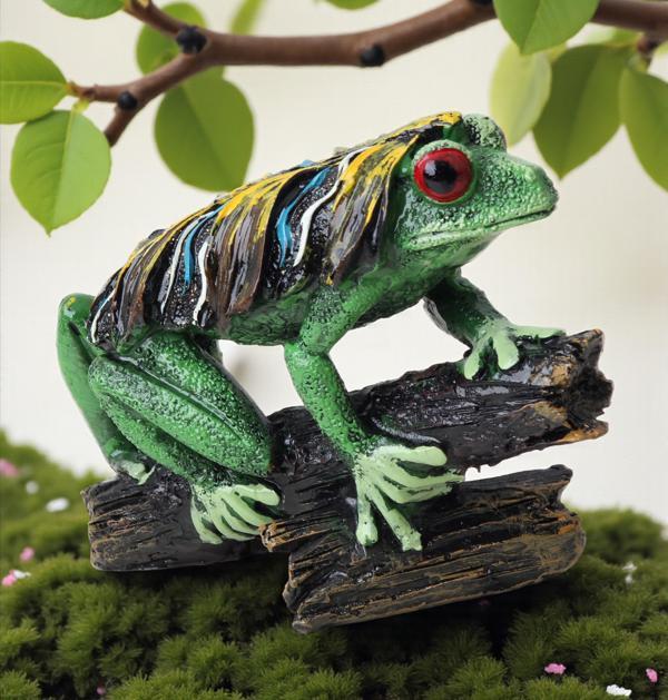 Gerçek Görünümlü Canlı Renkli Afrika Ağaç Kurbağası Biblo Heykel Ev & Ofis Yeni Yıl Hediyesi 19 cm. - Image 1