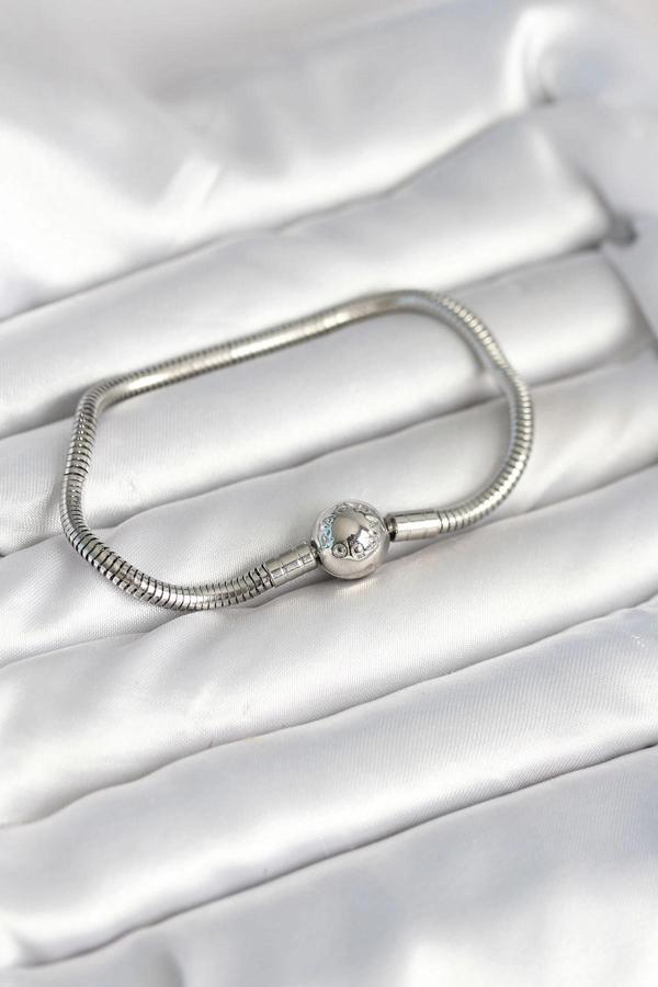 BFS Gümüş Renk Pirinç Charm Bileklik - Image 1