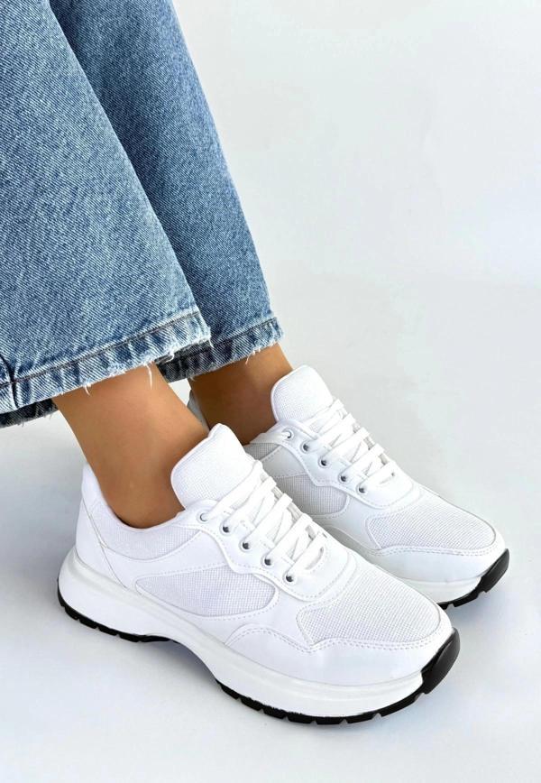 BİÇOMİ Slar Beyaz Cilt Bağcıklı Spor Ayakkabı - Image 1