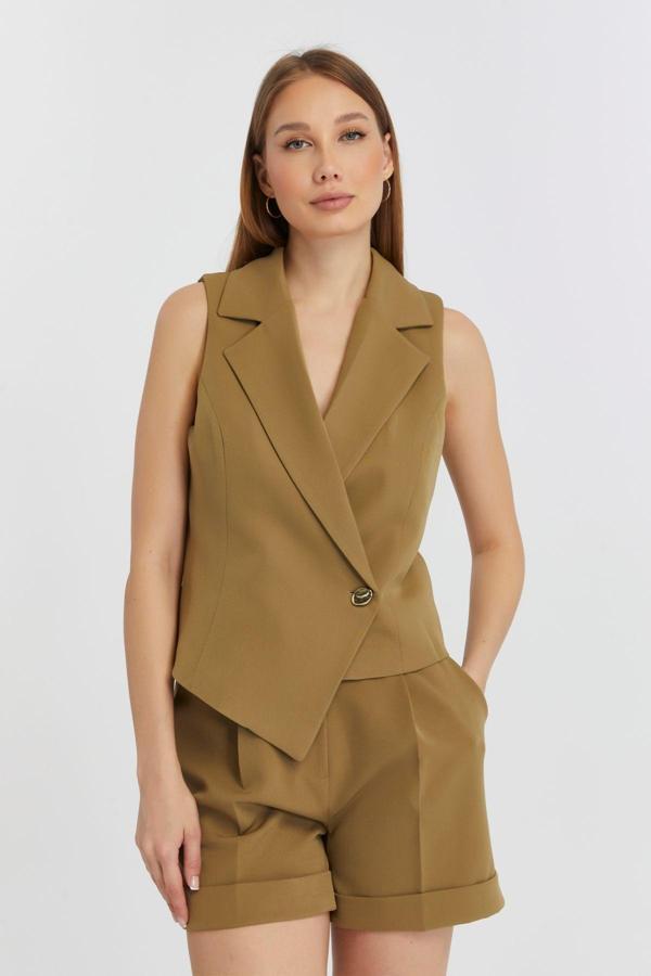 Açık Haki Regular Fit Rahat Kesim Şort - Image 1