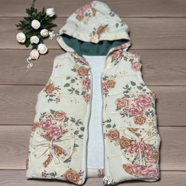 GÜL BASKILI KAPÜŞONLU YELEK - Ekru - 2 Yaş Ekru - Image 1