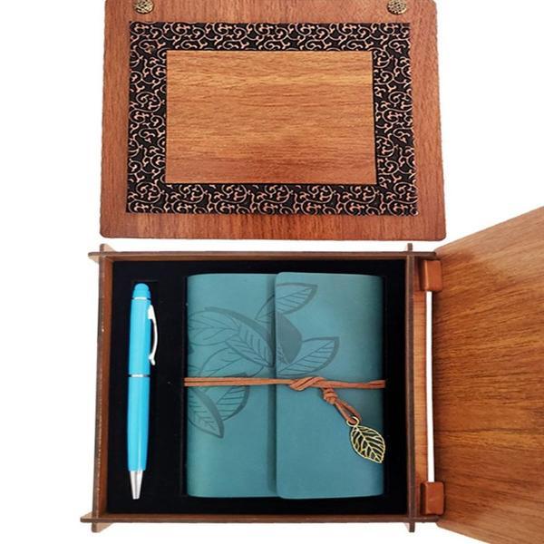 Ahşap Kutulu Mavi Deri Defter Kalem Seti - Image 1