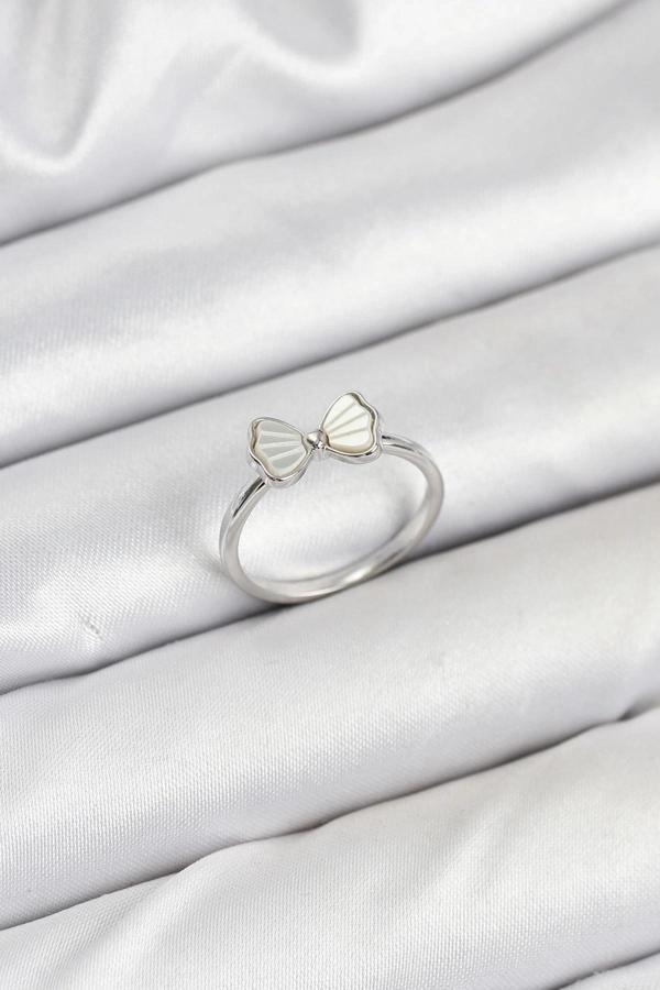 BFS Pirinç Gümüş Renk Fiyonk Model Kadın Yüzük - Image 1