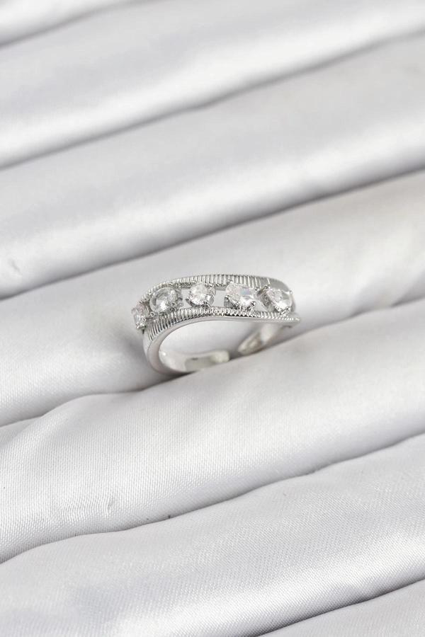 BFS Pirinç Gümüş Renk Zirkon Taşlı Kadın Yüzük - Image 1