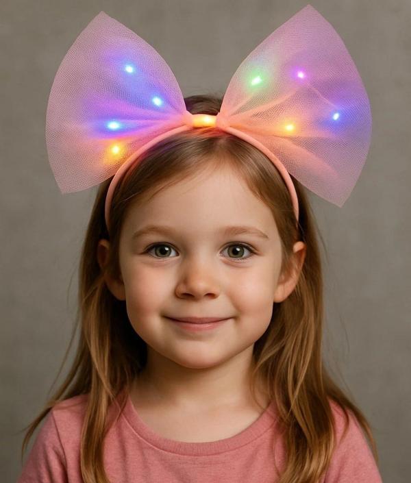 Rengarenk Led Işıklı Fiyonk Şekilli Tül Parti Tacı Pembe Renk 25x25 Cm - Image 1