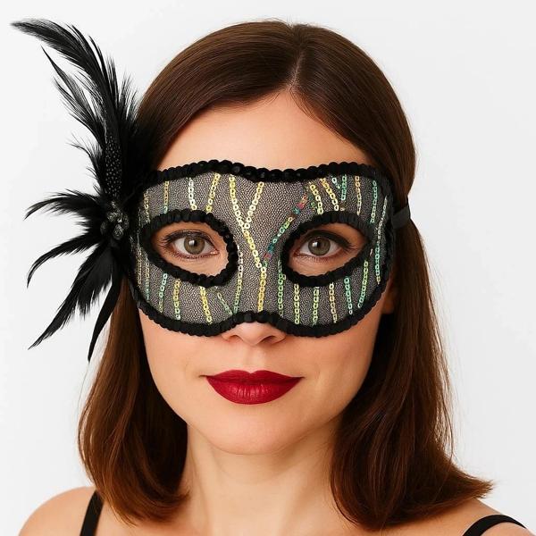 Siyah Renk Yandan Tüylü Pul Payet İşlemeli Parti Maskesi 23x12 Cm - Image 1