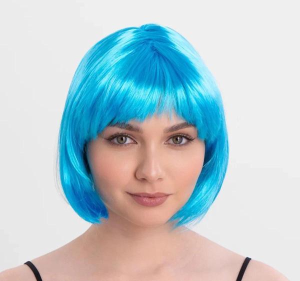 Turkuaz Açık Mavi Renk Düz Kesim Kısa Küt Parti Peruğu - Image 1