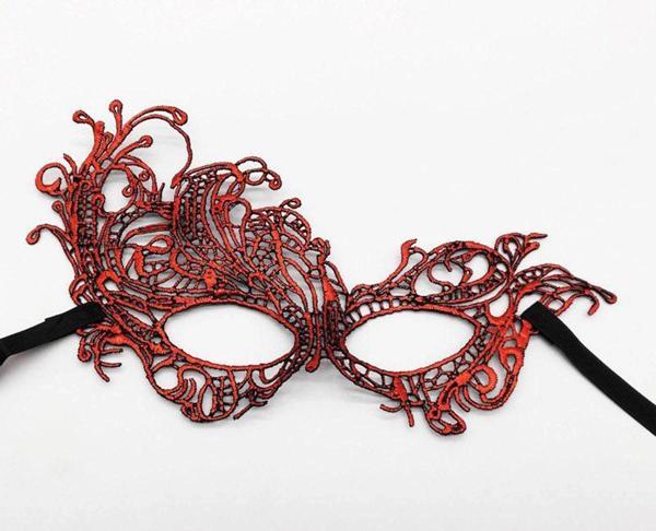 Kırmızı Renk Dantel Örgü İşlemeli Parti Maskesi Model 1 - Image 1